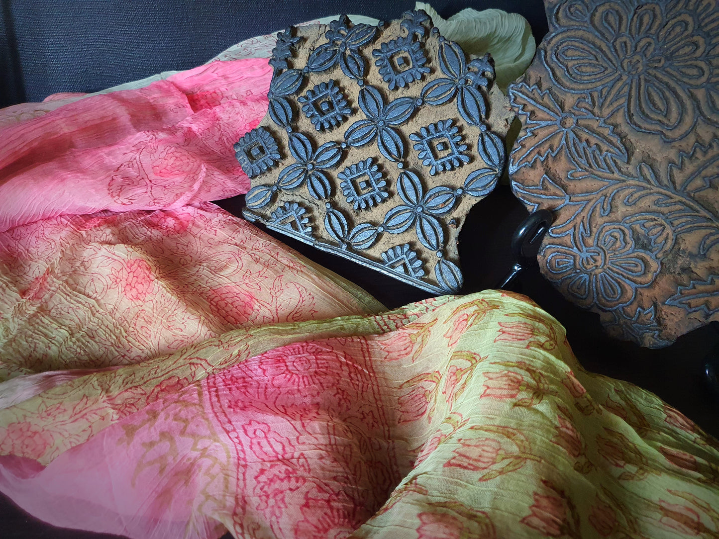 Artisan-Crafted Hand-Printed Rajasthan Scarf: Unique Cultural Elegance